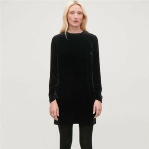 Mini Black long Sleeve Velvet dress from Cos